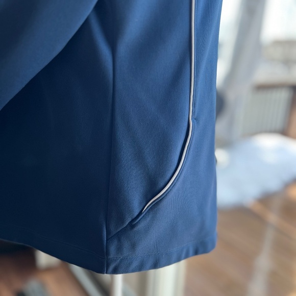 Under Armour Jacket - Picture 5 of 12